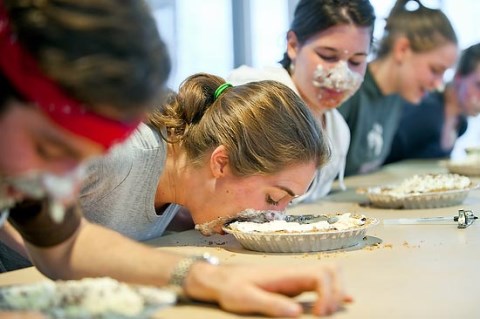 Pie eating